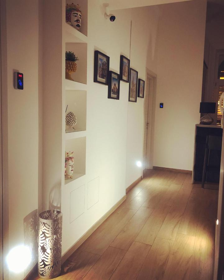 B&B Angolo83 Palermo Centro Eksteriør bilde